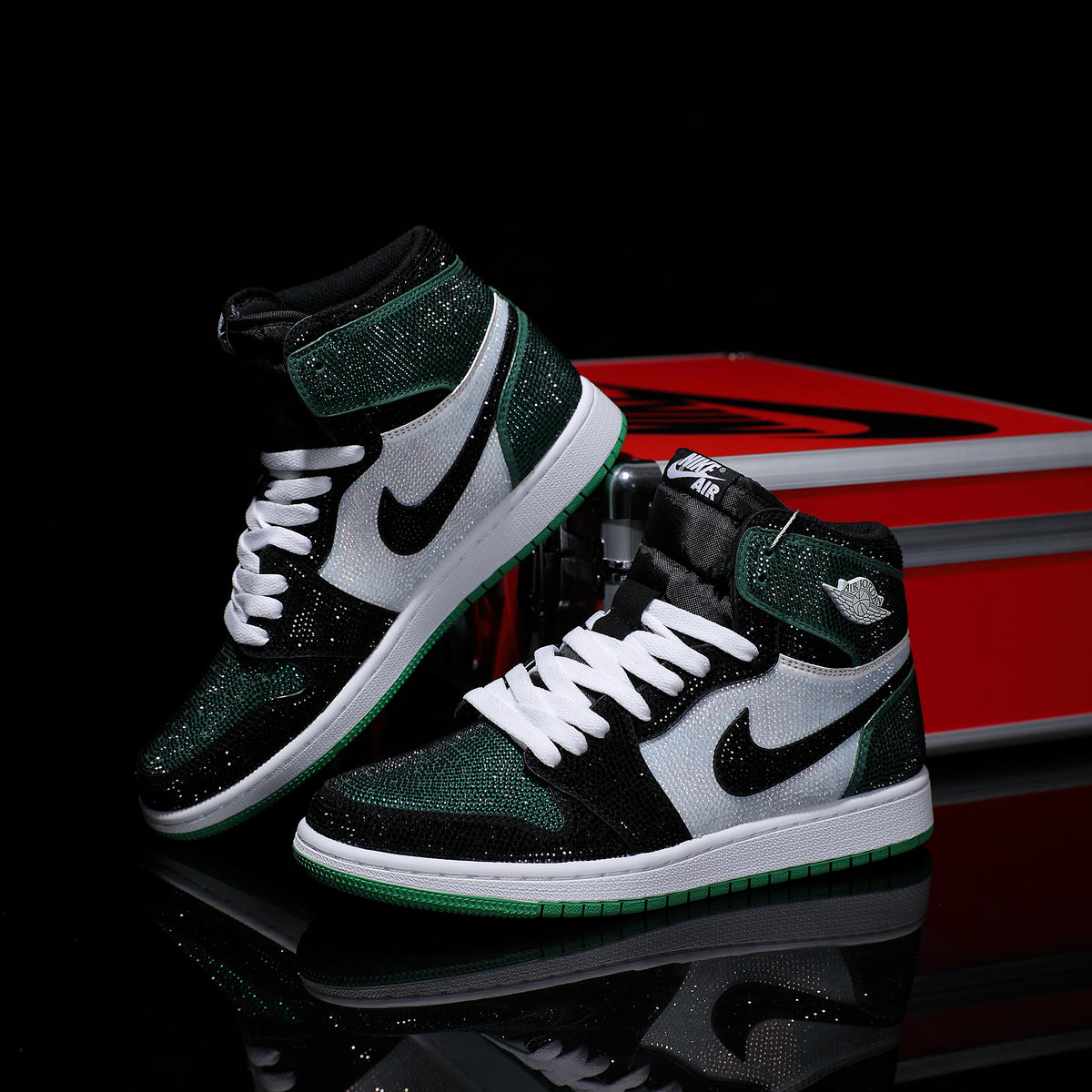 Custom Green Toe - Full Diamond Air Jordan High - Top – hand-painted custom sneakers | DiySneakers