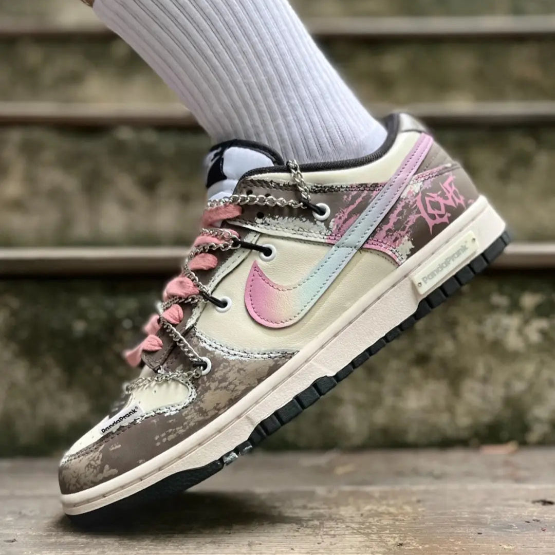 Custom The vanishing love S-BOX for Dunk – hand-painted custom sneakers | DiySneakers
