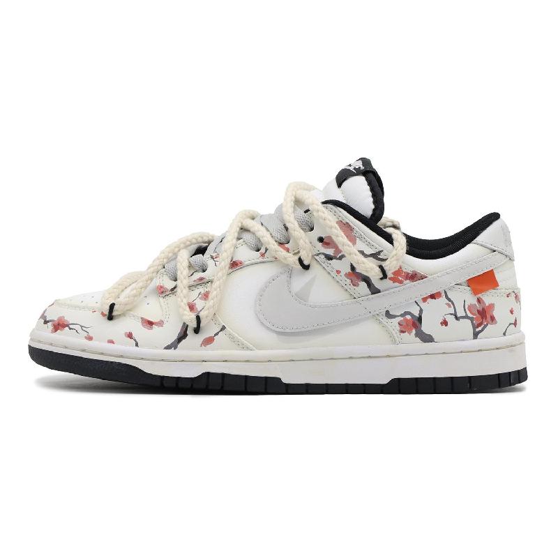Custom Female Sumi Dunk – hand-painted custom sneakers | DiySneakers