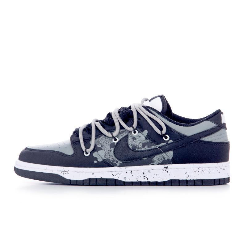 Custom The female version is deeply Mired in the swamp Dunk Black/grey – hand-painted custom sneakers | DiySneakers