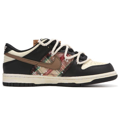 Custom Scottish Christmas Dunk – custom sneakers view 2 | DiySneakers