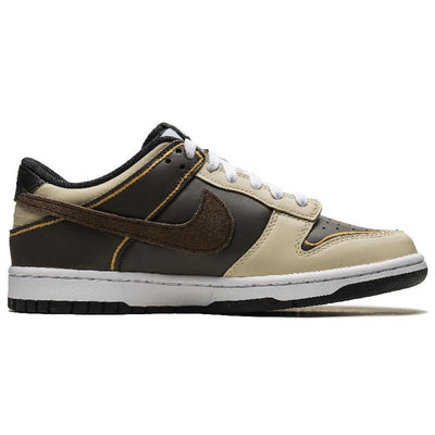 Custom Simple shoes are popular. Dunk Brown – custom sneakers view 2 | DiySneakers