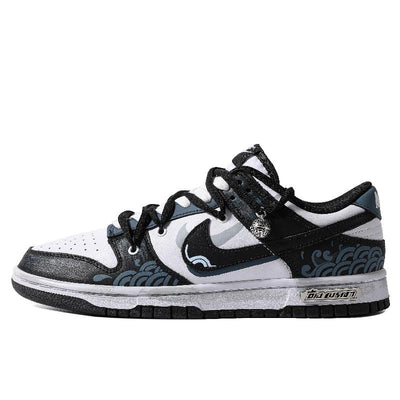 Custom model "Thousand Miles of the Vast Sea" S-BOX Dunk Black/Blue – custom sneakers view 2 | DiySneakers