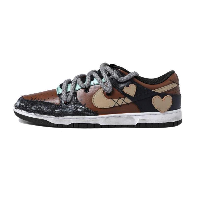 Custom Pasted heart-shaped female S-BOX Dunk Brown/Black – hand-painted custom sneakers | DiySneakers