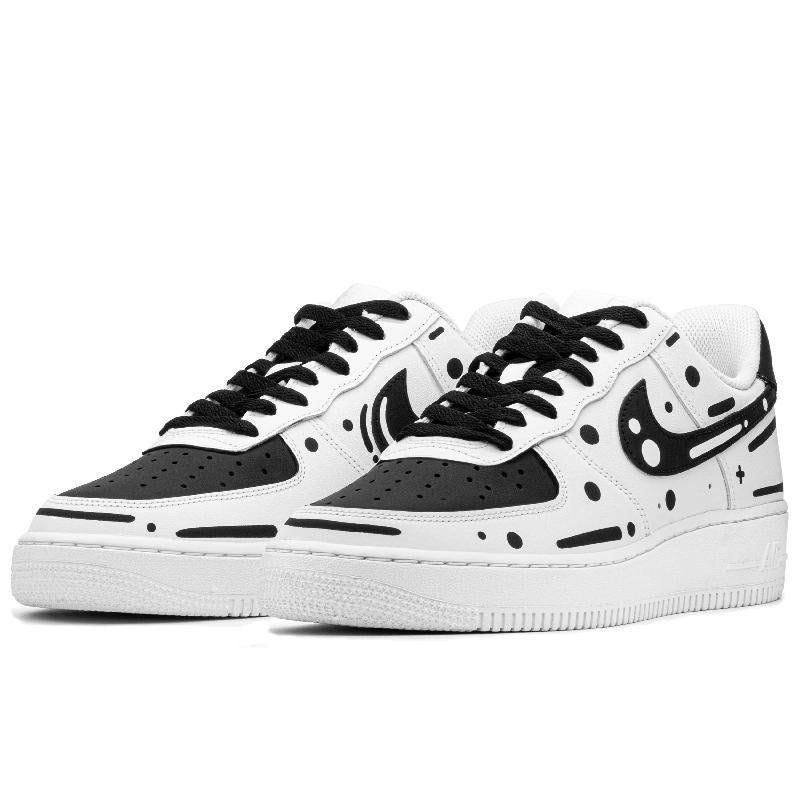 Custom AF Art Link Air Force 1 White/Black – hand-painted custom sneakers | DiySneakers