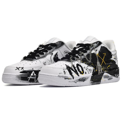 Custom freehand crossover in black and white Air Force 1 – custom sneakers view 2 | DiySneakers