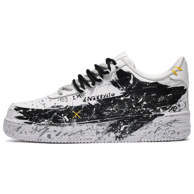 Custom The female style has black and white arrows Air Force 1 Black/white – custom sneakers view 2 | DiySneakers