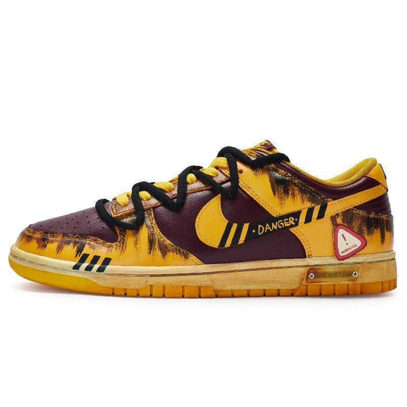 Custom cordon Dunk Burgundy – hand-painted custom sneakers | DiySneakers