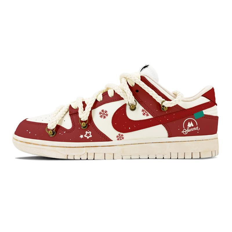 Custom Snowy Christmas Dunk – hand-painted custom sneakers | DiySneakers