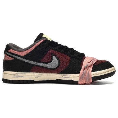 Custom melted plush black powder Dunk – custom sneakers view 2 | DiySneakers