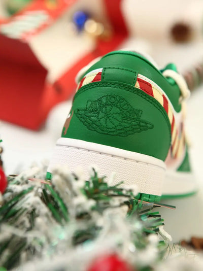 Custom Christmas Puppy Dunk – custom sneakers view 2 | DiySneakers