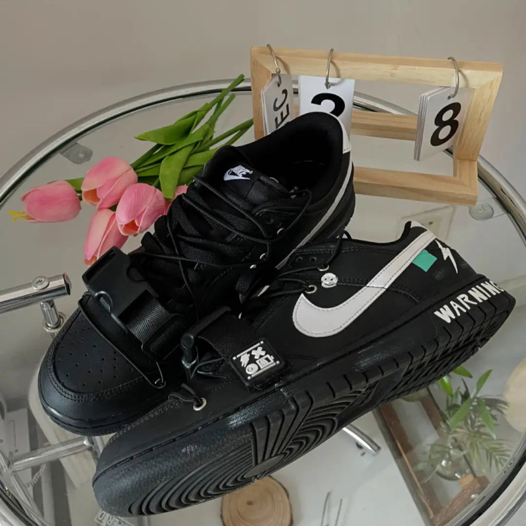 Custom Black Knight Dunk – hand-painted custom sneakers | DiySneakers