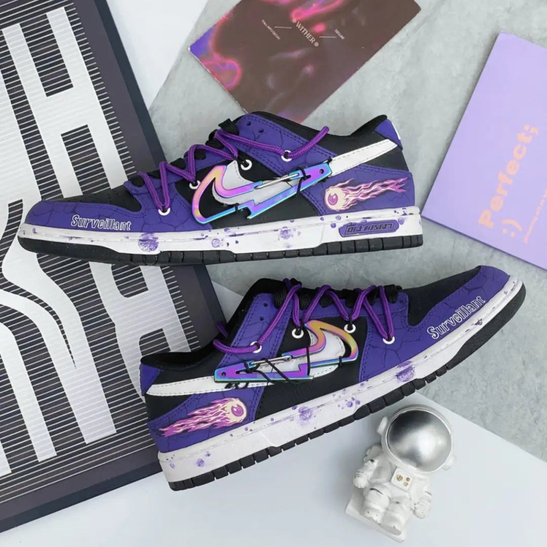 Custom Comets Dunk – hand-painted custom sneakers | DiySneakers