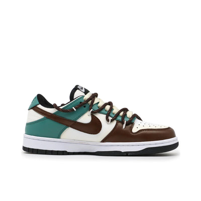 Custom Gingerbread Dunk – custom sneakers view 2 | DiySneakers