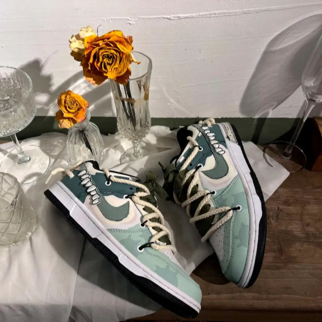 Custom Female Tea Language S-BOX Dunk – hand-painted custom sneakers | DiySneakers