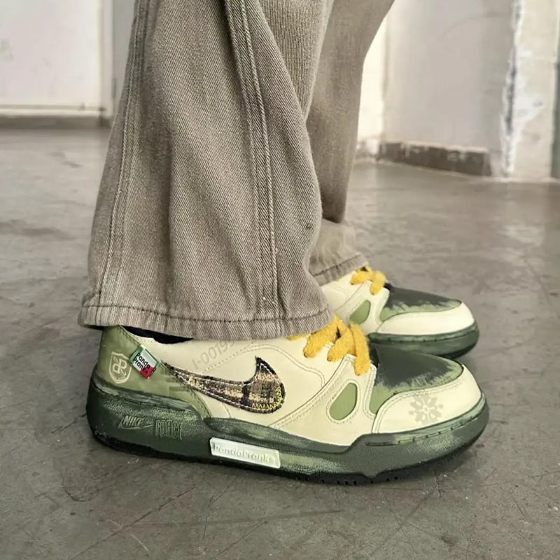 Christmas Bubbly - Men's Full Force Low Custom