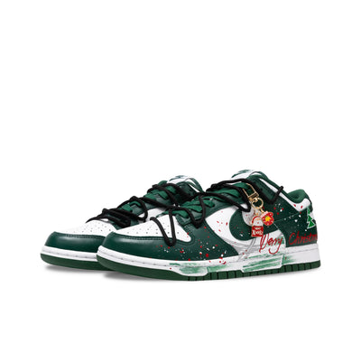 Custom Star-Born Wonderland Dunk – custom sneakers view 2 | DiySneakers