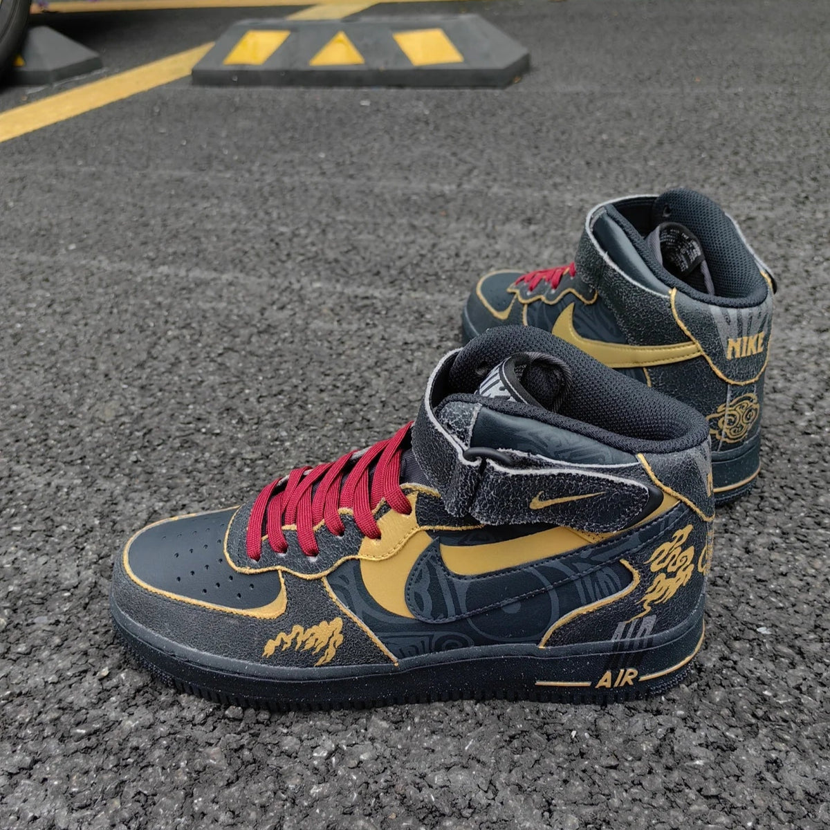 Custom The style was wrongly deposited Air Force 1 Black/Gold – hand-painted custom sneakers | DiySneakers