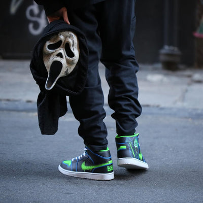 Custom Scream Air Jordan 1 Black/Green – custom sneakers view 2 | DiySneakers