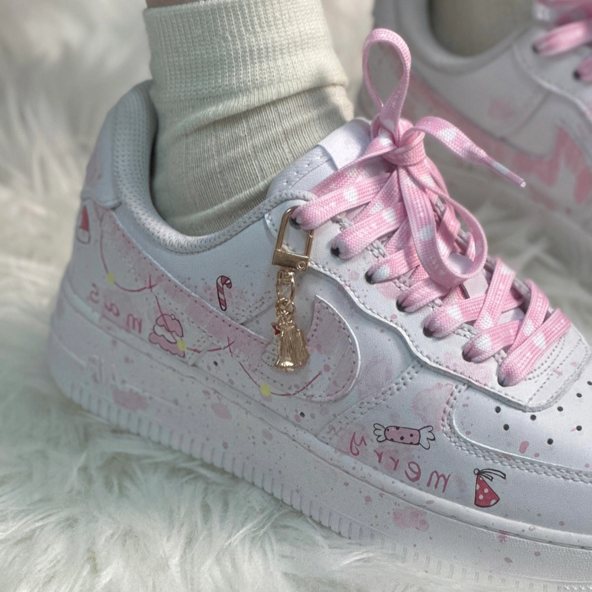 Custom Dreamy Candy Air Force 1 – hand-painted custom sneakers | DiySneakers