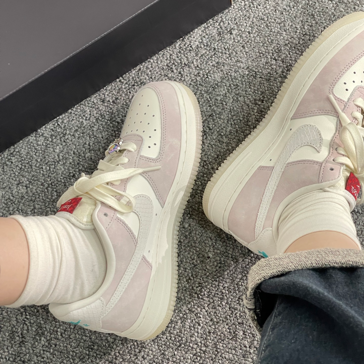 Custom Wish Fireworks Air Force 1 Pink/white – hand-painted custom sneakers | DiySneakers