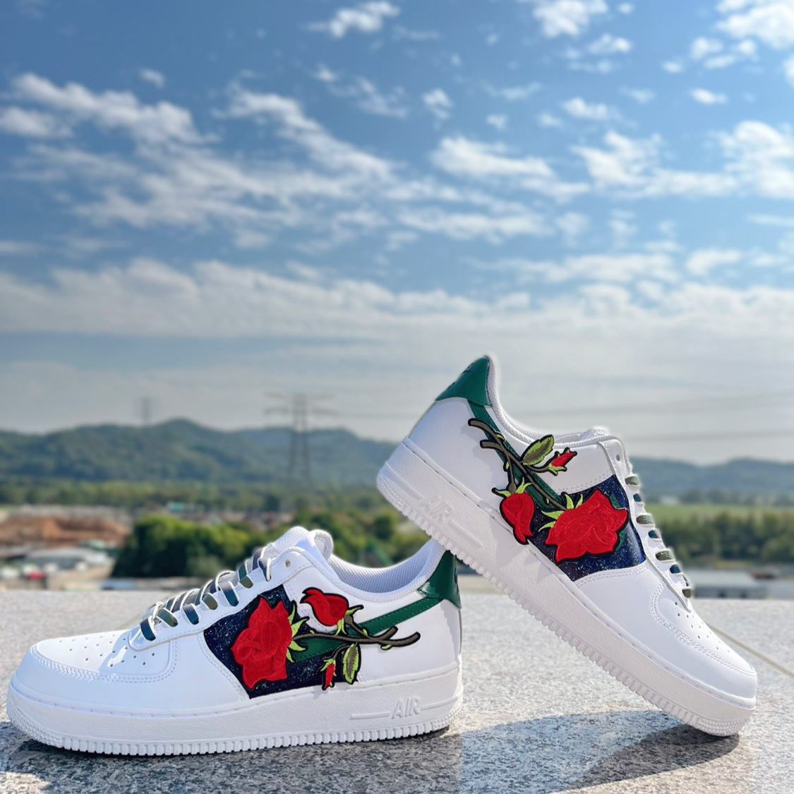 Custom 520 Starry sky Air Force 1 White/Blue/Red – hand-painted custom sneakers | DiySneakers