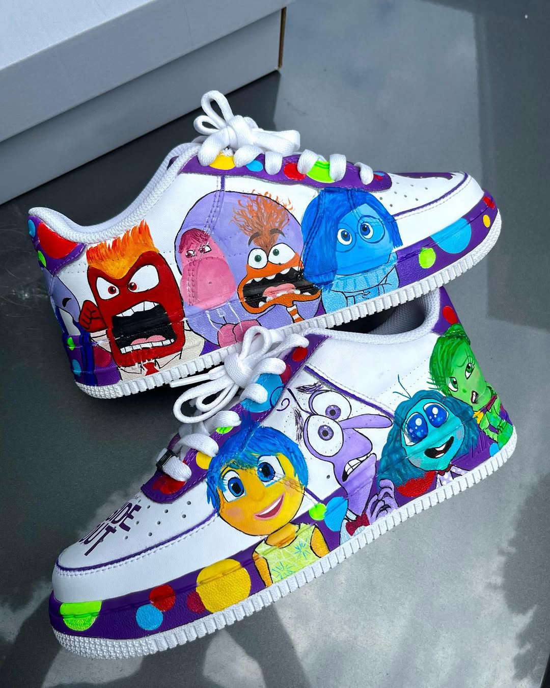 Customized Inside OutInside Out Air Force 1 Shoes Hand-drawn – hand-painted custom sneakers | DiySneakers