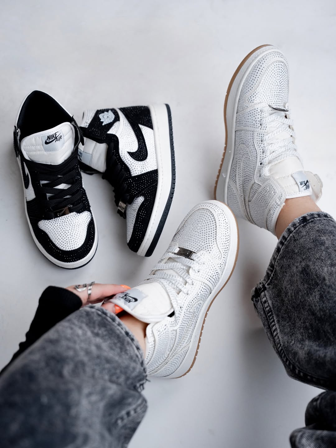 Custom Black/White - Full Diamond Air Jordan 1 High - Top – custom sneakers view 2 | DiySneakers