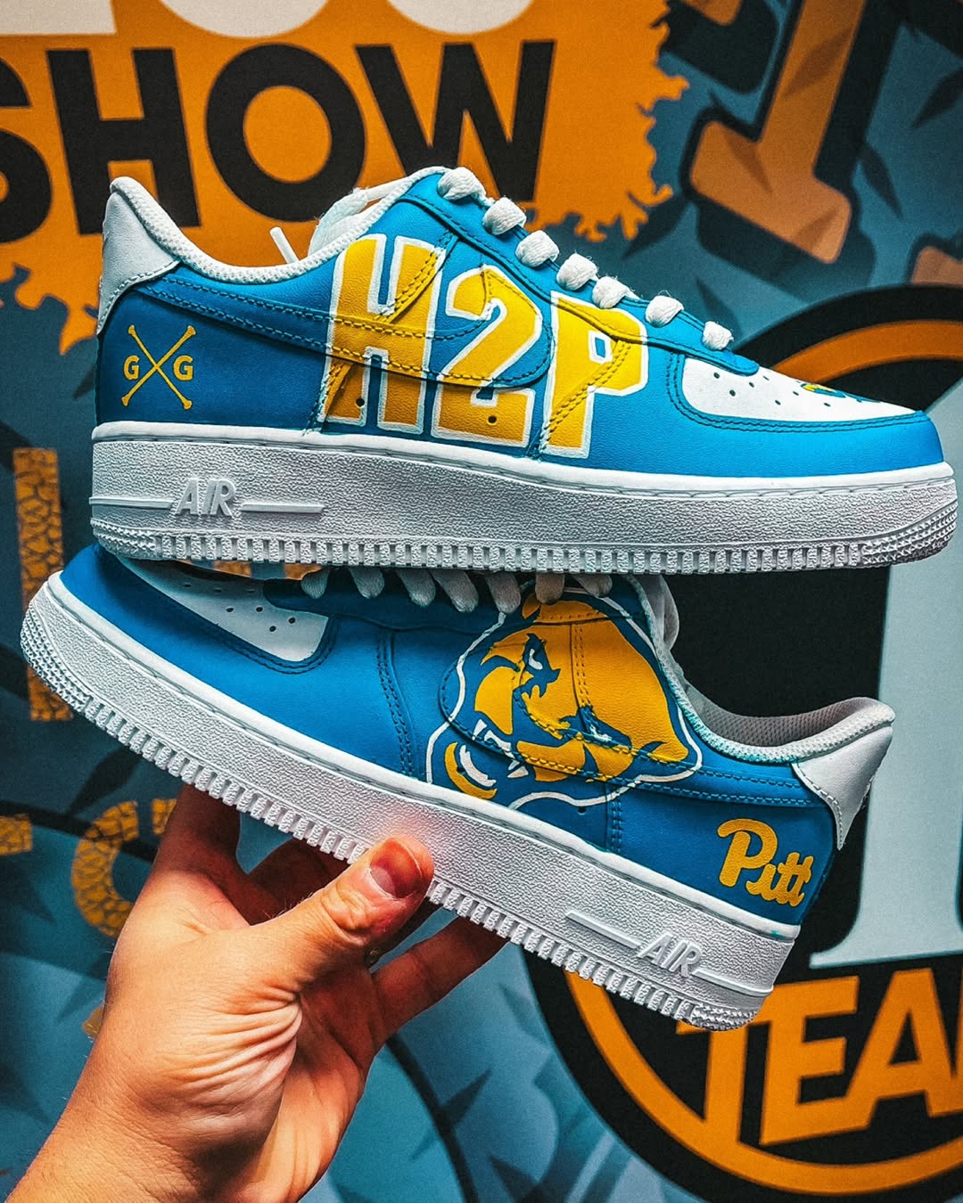 Custom Pittsburgh Rugby Theme Dunk – hand-painted custom sneakers | DiySneakers