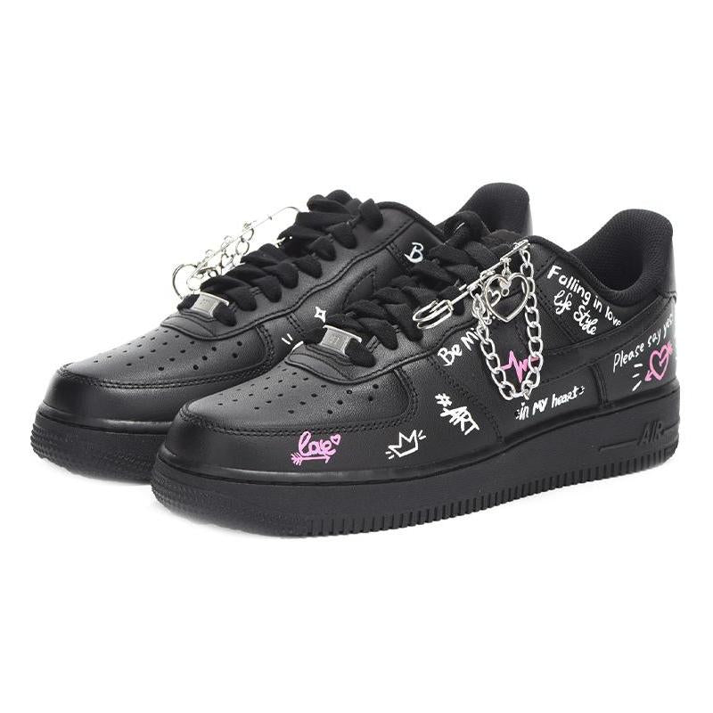 [Custom Female lettering graffiti]  Air Force 1 Skateboarding Shoes Women's Low-top Black
