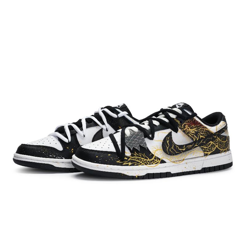 [Custom Dragon soars across the seas]  Dunk Skateboarding Shoes Unisex