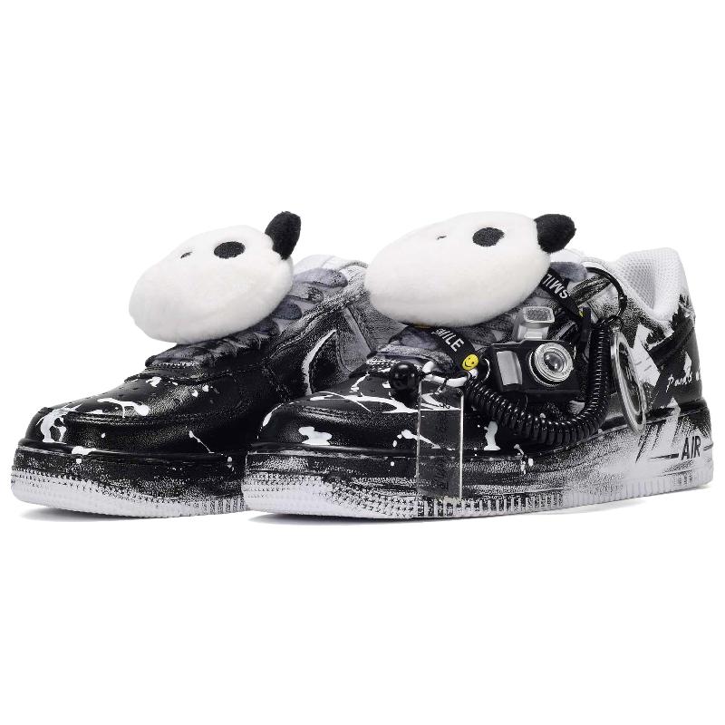 [Custom The wishes of male and female pandas]  Air Force 1 Skateboard Shoes Unisex Low-Top Black/White