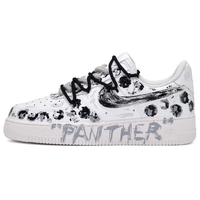 [Custom The Wild Spirit for women is black, white and grey]  Air Force 1 Skateboarding Shoes Women's Low-top Black/White/Gray