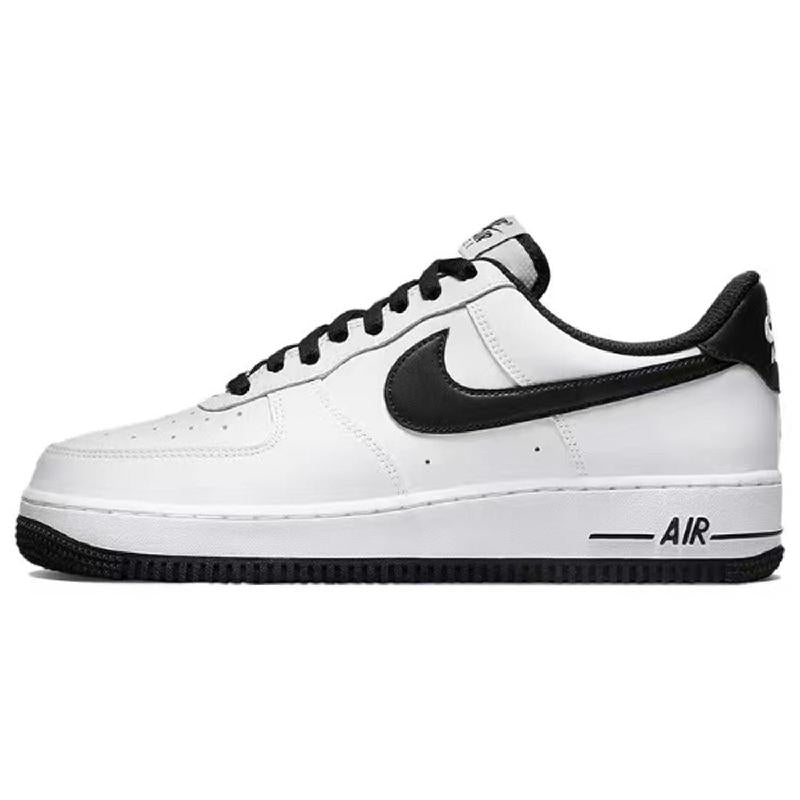 [Custom The man's little Daisy has a smiling face and a dark complexion]  Air Force 1 Skateboarding Shoes Men Low-top Beige/Black