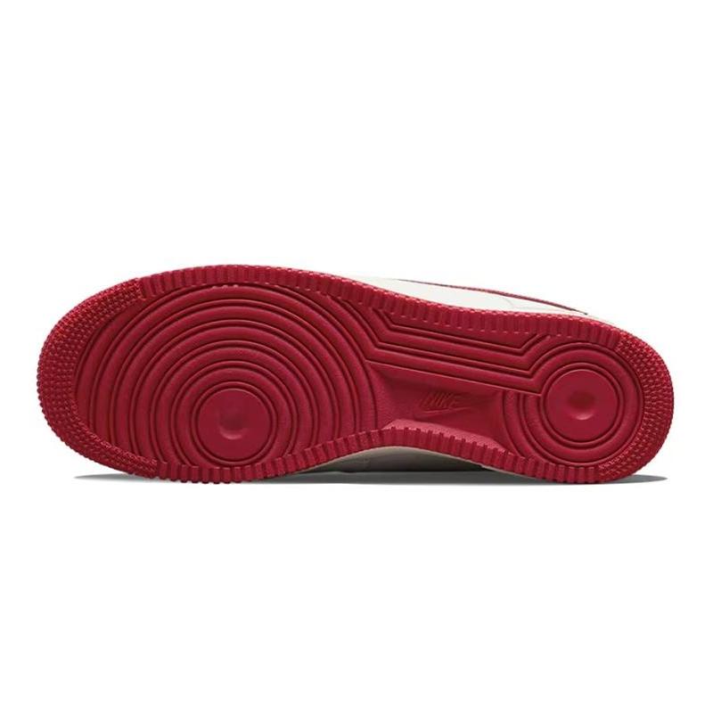 [Custom Men's golden red rabbit of the Year of the Rabbit]  Air Force 1 Skateboarding Shoes Men