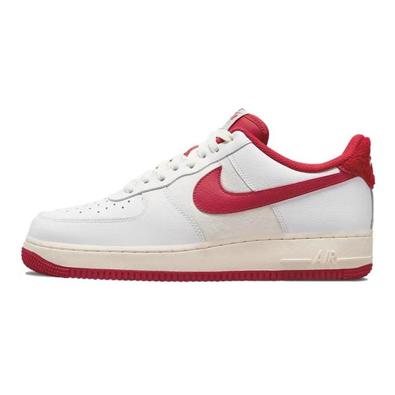 [Custom Men's golden red rabbit of the Year of the Rabbit]  Air Force 1 Skateboarding Shoes Men