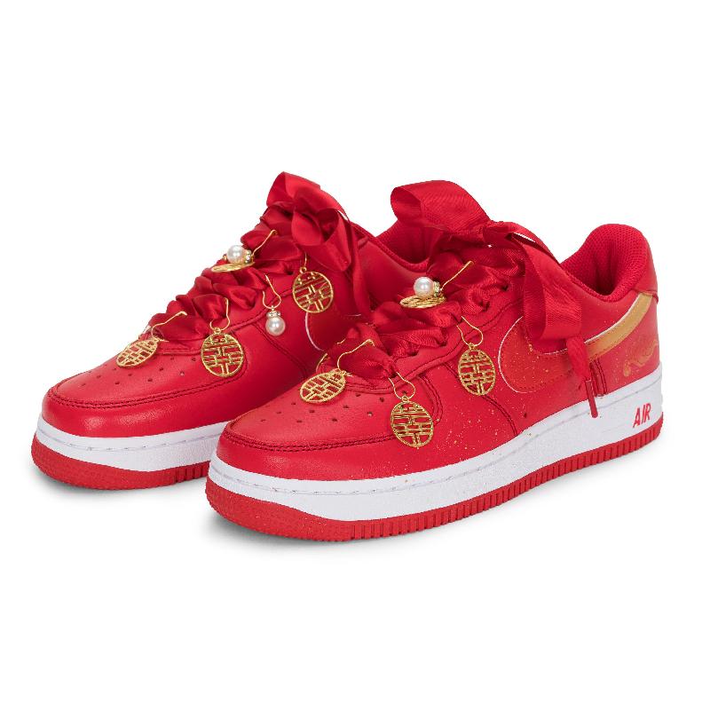 [Custom Auspicious cloud gradient wedding shoes]  Air Force 1 Skateboarding Shoes Unisex Low-top Red