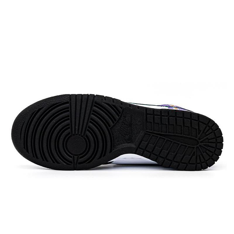 [Custom Street English Graffiti hand-drawn A]  Dunk Skateboarding Shoes Men