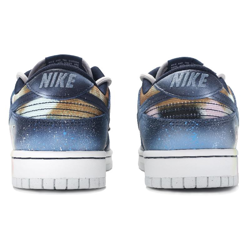 [Custom Men's spray-painted starry sky in black and blue]  Dunk Skateboarding Shoes Men