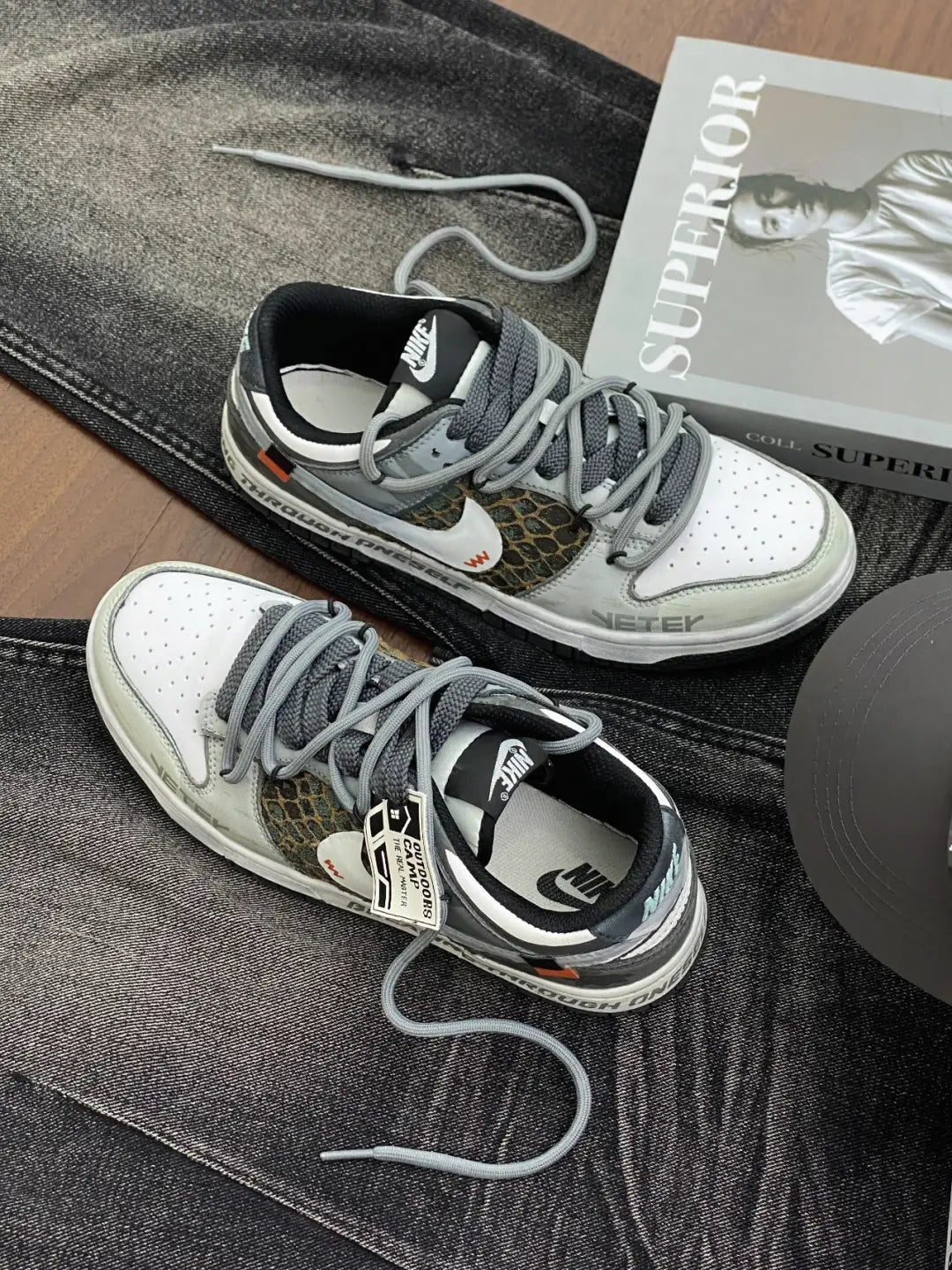 [Custom A Miraculous Journey]  Dunk Skateboarding Shoes Unisex Low-top Grey White Green