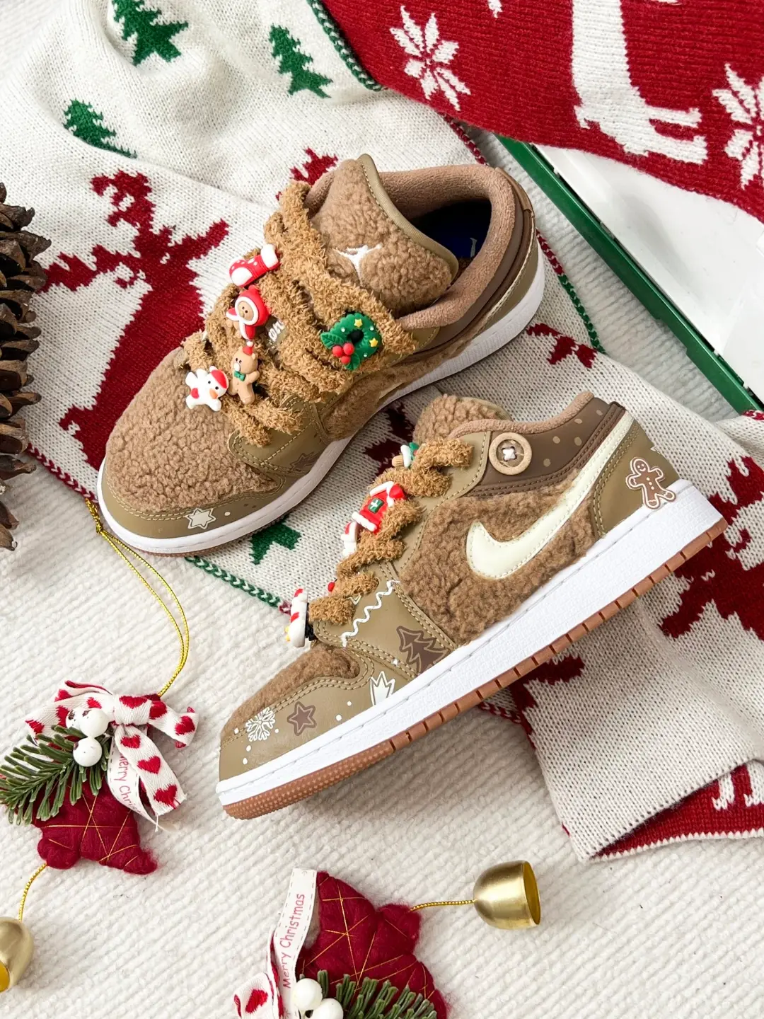 [Custom Gingerbread Man] Jordan Air Jordan 1 Low Top Unisex Skateboarding Shoes Brown