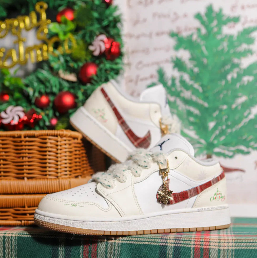 [Custom Winter Melody] Jordan Air Jordan 1 Low Top Unisex Skateboarding Shoes