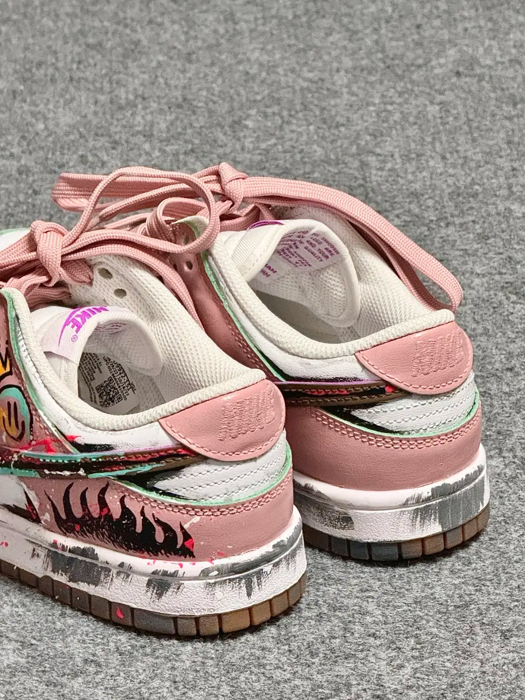 Crown Smiley Face - Custom Dunk Low Skateboarding  Shoes Women's