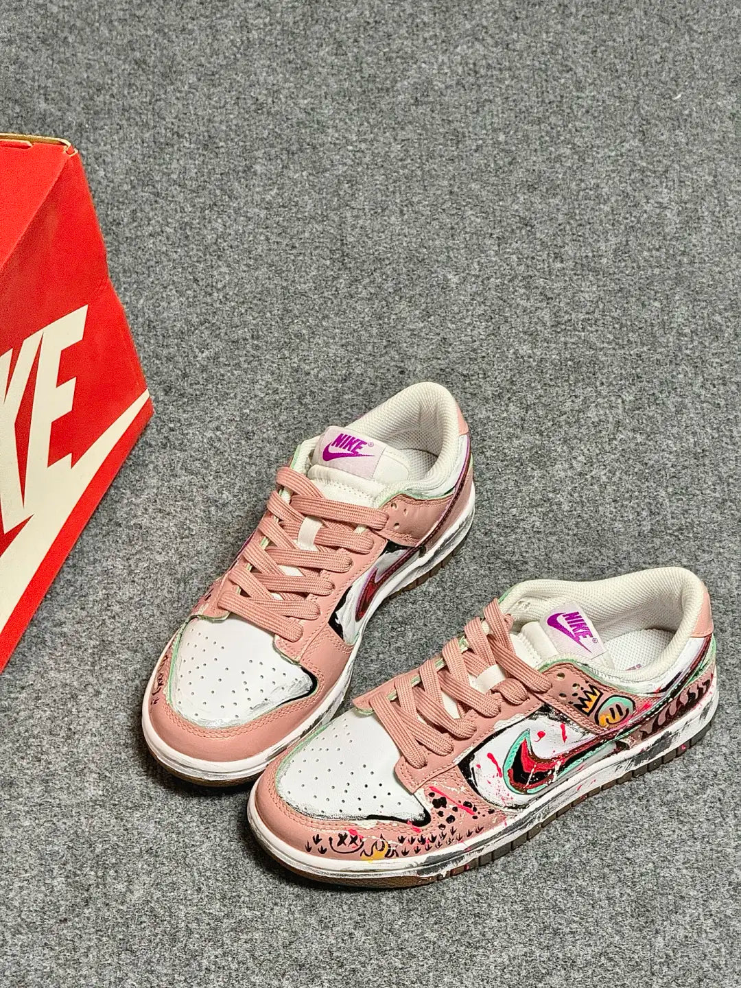 Crown Smiley Face - Custom Dunk Low Skateboarding  Shoes Women's