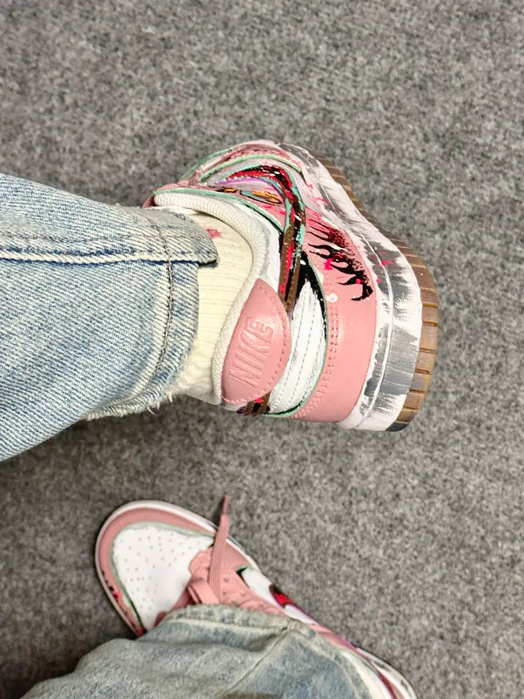 Crown Smiley Face - Custom Dunk Low Skateboarding  Shoes Women's