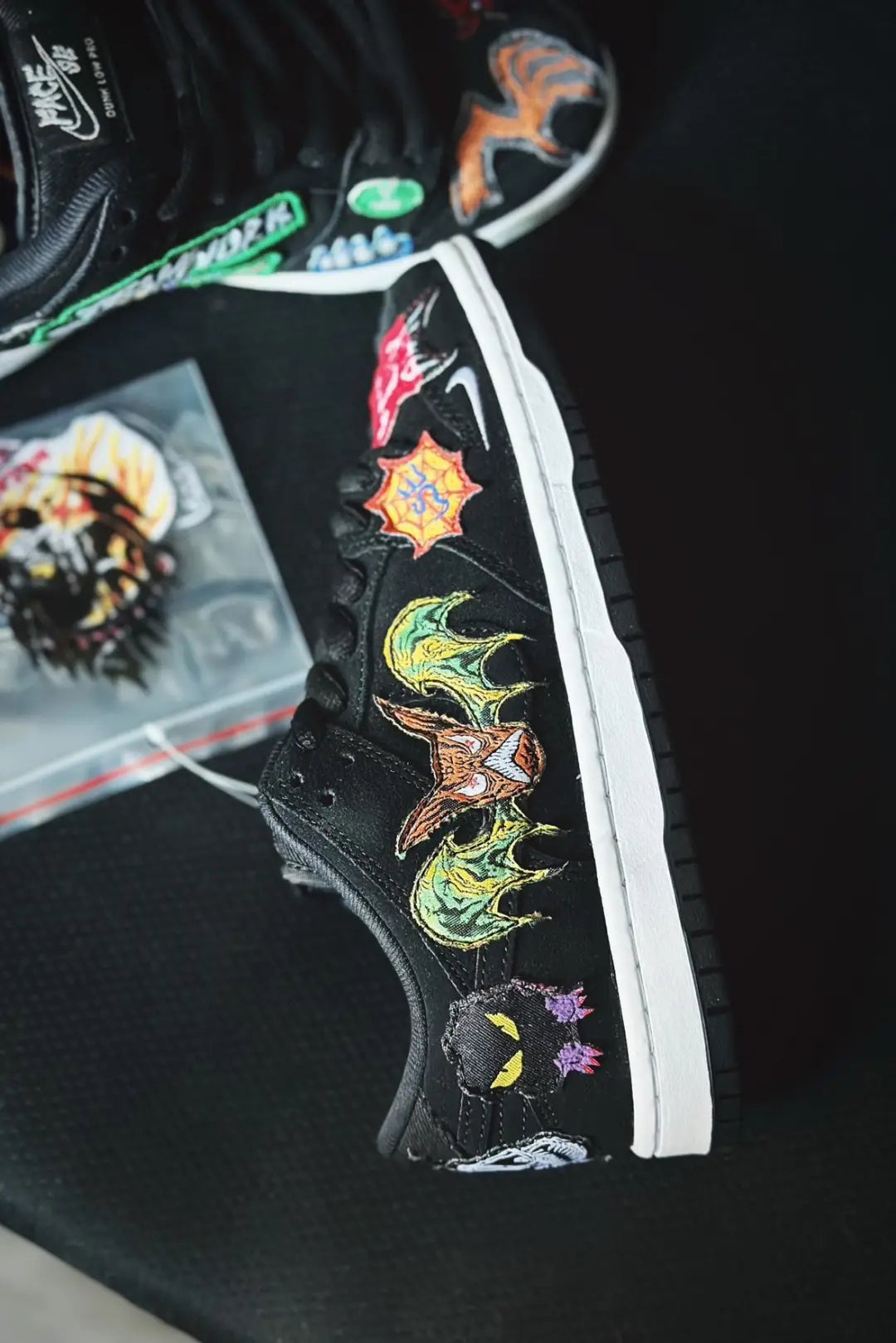 [Custom Night Parade of a Hundred Demons] Dunk Skateboarding Shoes Unisex Black/Cartoon Embroidery