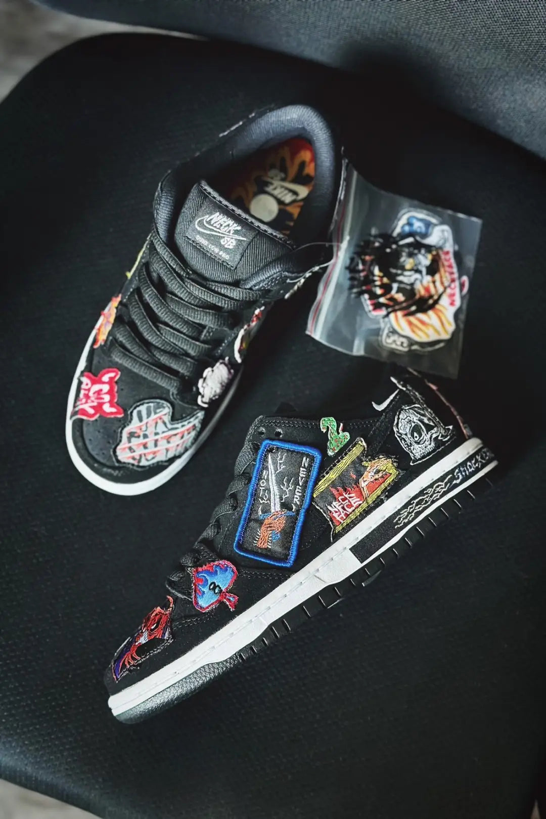 [Custom Night Parade of a Hundred Demons] Dunk Skateboarding Shoes Unisex Black/Cartoon Embroidery