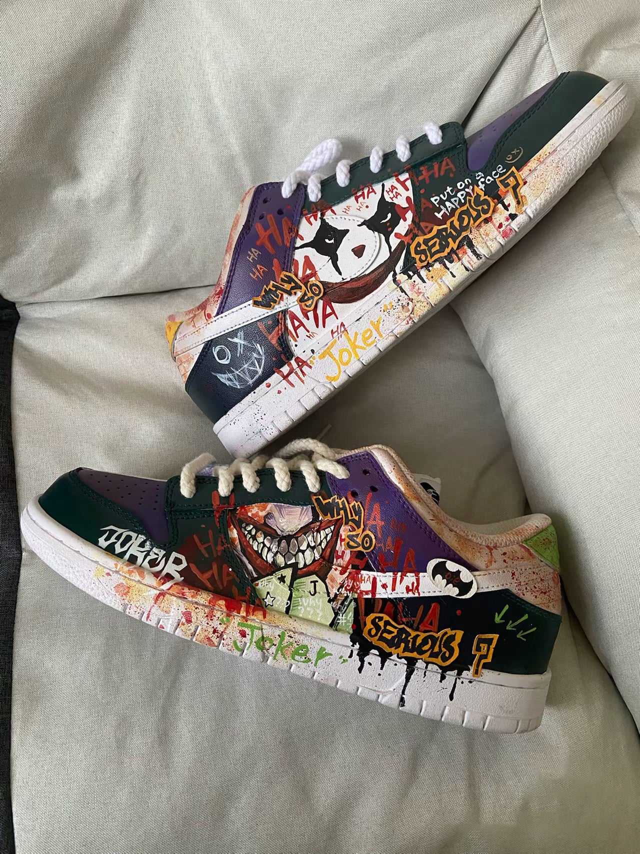 JOKER - Graffiti Hand-painted Mandarin Men's