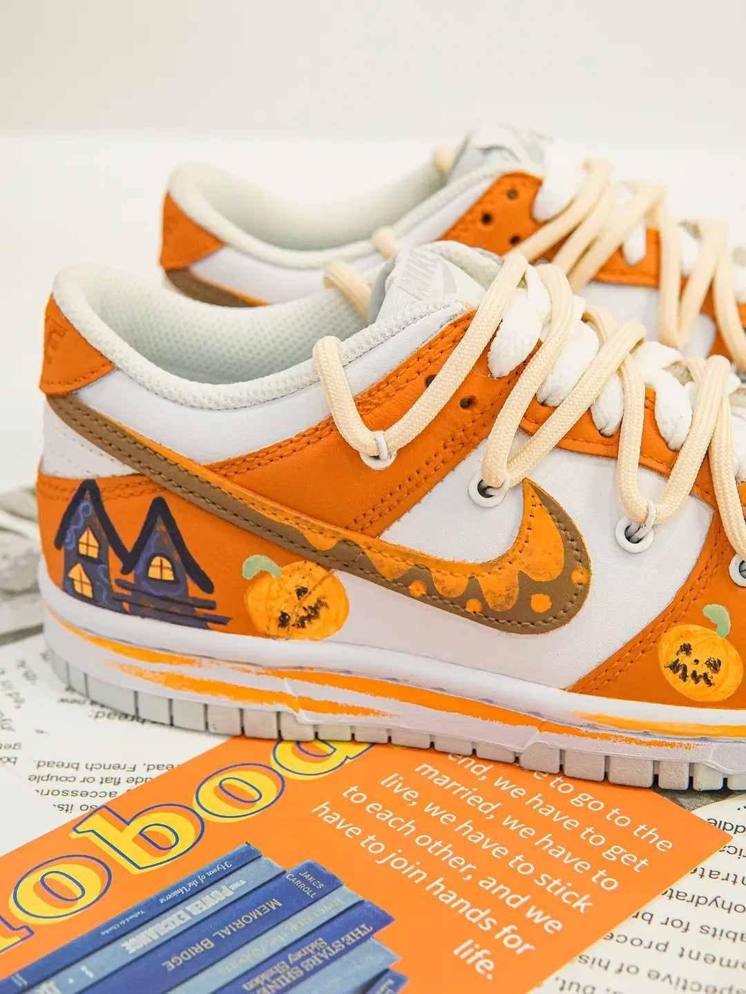 [Custom Witchy Pumpkin's Spooky Night] Dunk Skateboarding Shoes Unisex Low-top Orange/White