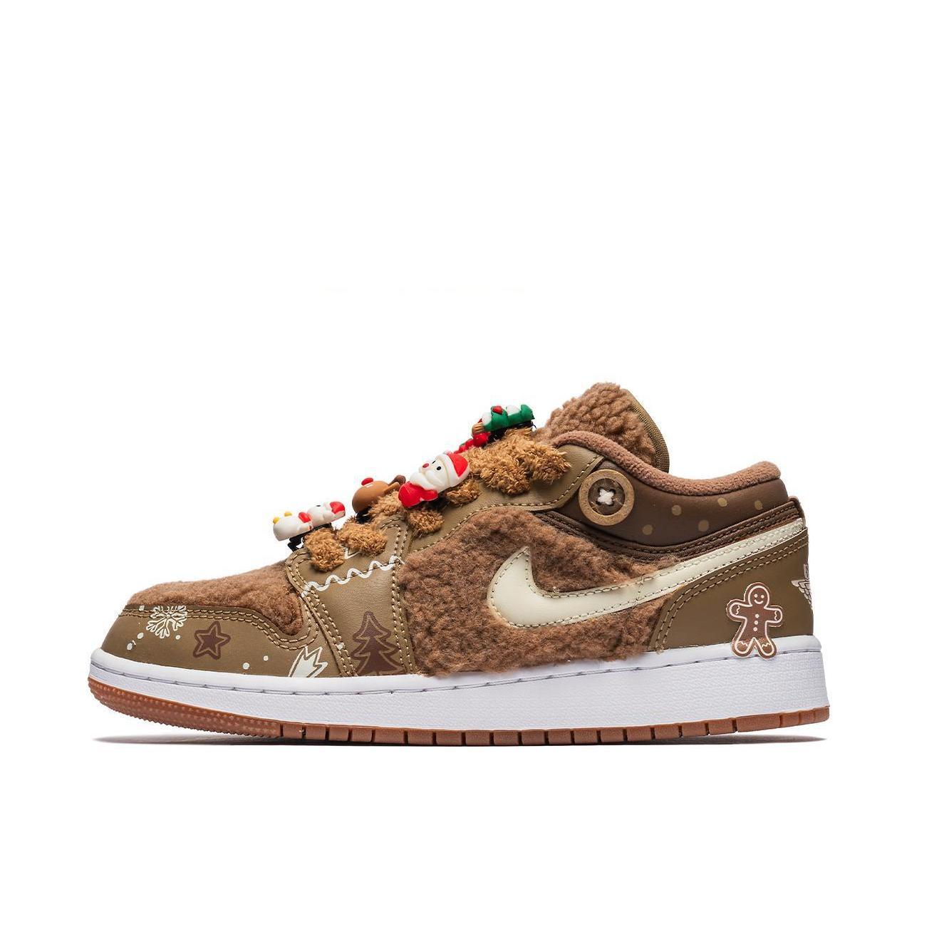 [Custom Warm Winter - Gingerbread Man and Little Bear] Jordan Air Jordan 1 Low Top Female Skateboarding Shoes Brown